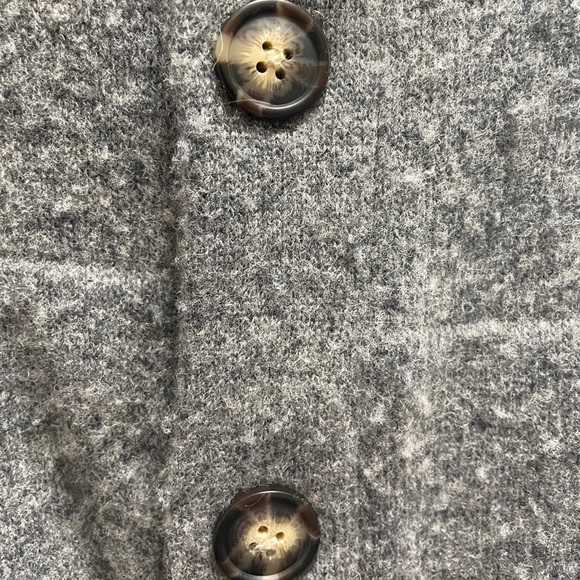 Wool Cardigan (Gray and Blue) - Picture 5 of 5